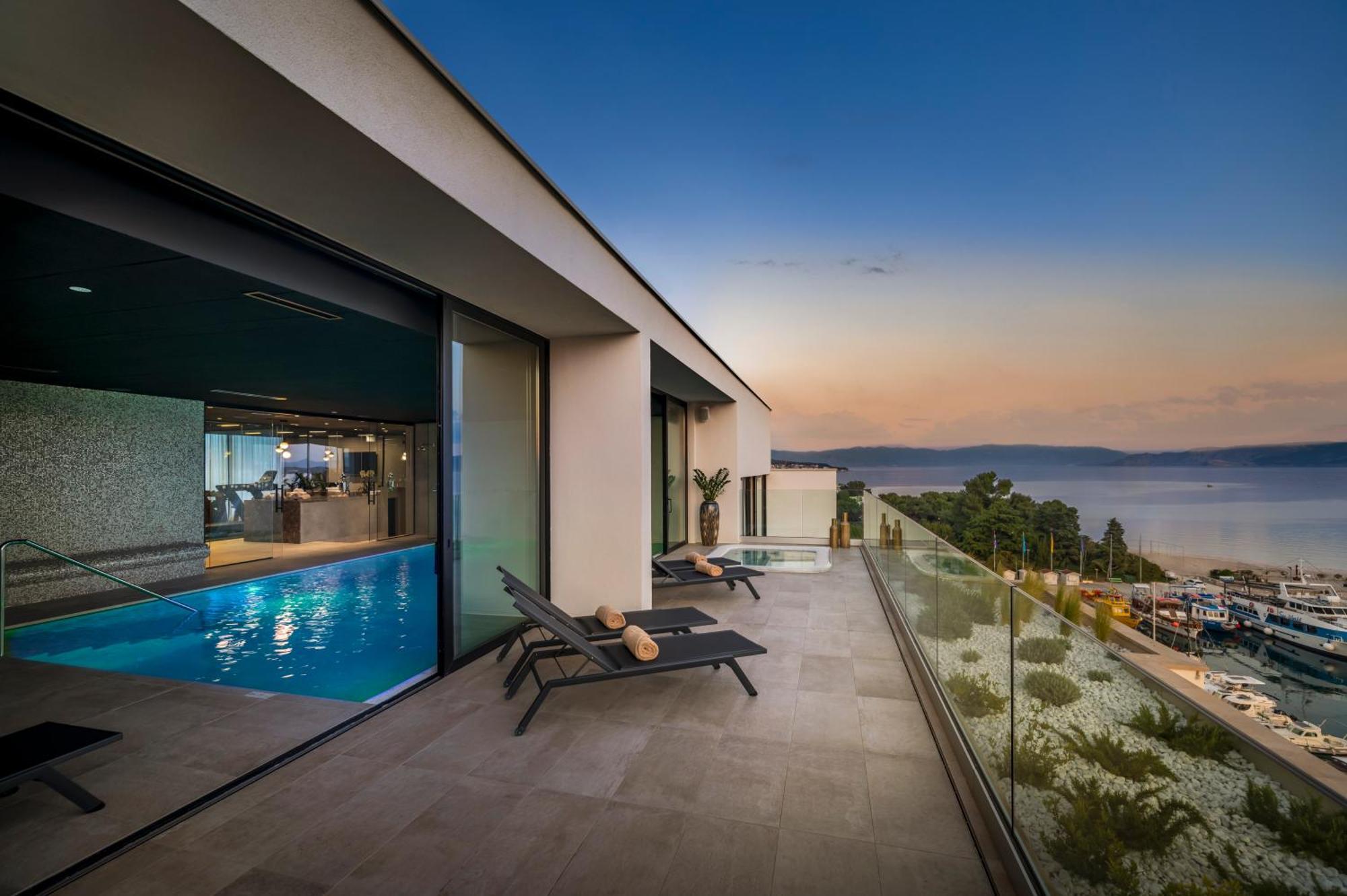 Aminess Younique Narrivi Hotel Crikvenica Exterior photo